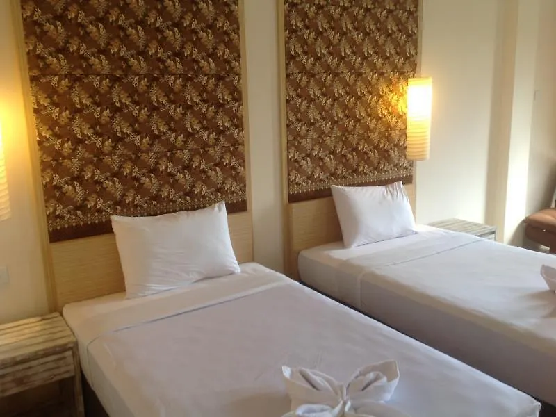 M Suite Bali Seminyak 3*,