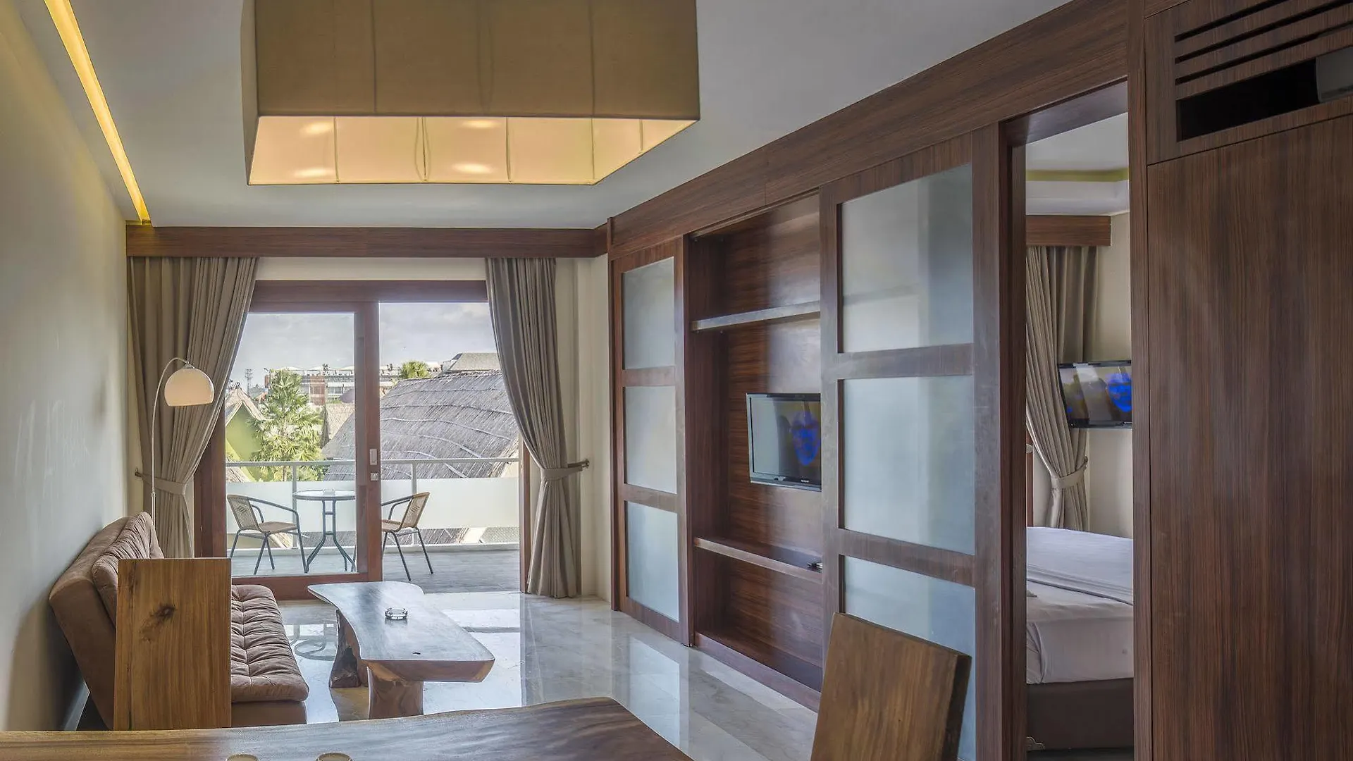 *** Lägenhetshotell M Suite Bali Seminyak Indonesien