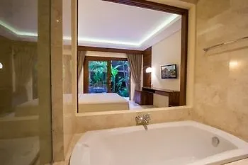 M Suite Bali Seminyak 3*,